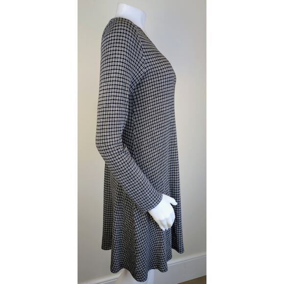 Lou & Gray Loft Swing Dress Small Black White Plaid Ponte Knit Long Sleeve Flowy - Picture 4 of 8